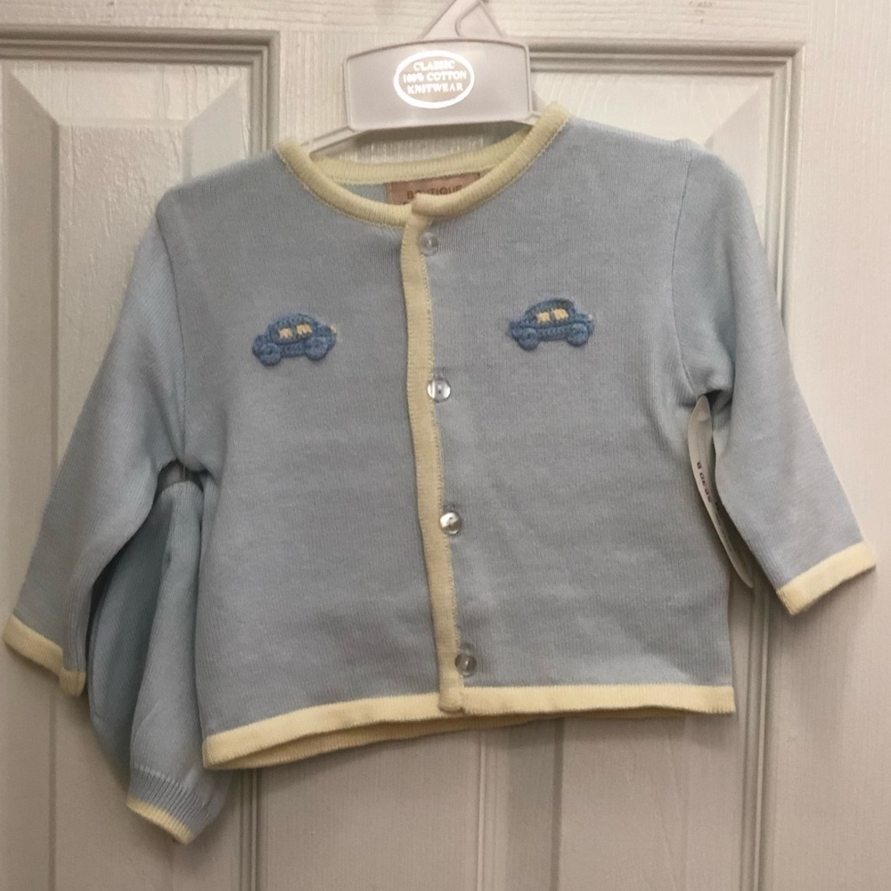 𝅺BOUTIQUE Collection Baby Boy button‎ down sweater  car size 6 months #b1024